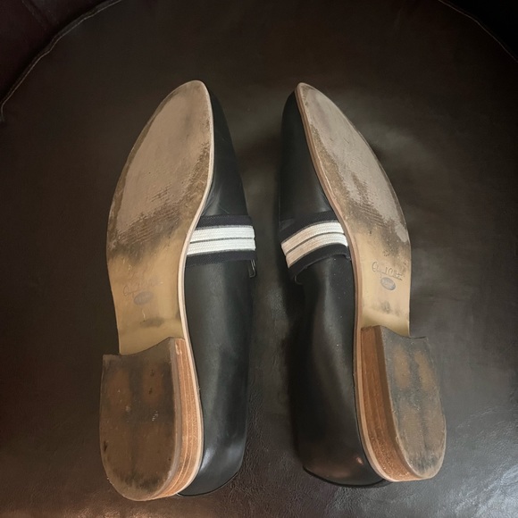 Clarks woman’s black and white loafers EUC. - Picture 4 of 4